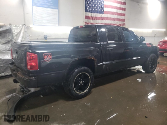 2007 Dodge Dakota SLT with VIN 1D7HW48K17S263679, listed as a Copart auction lot 86000434 with 183,379 mi miles and Salvage Title. Bid and sale history available at carsss.com. Image 3.