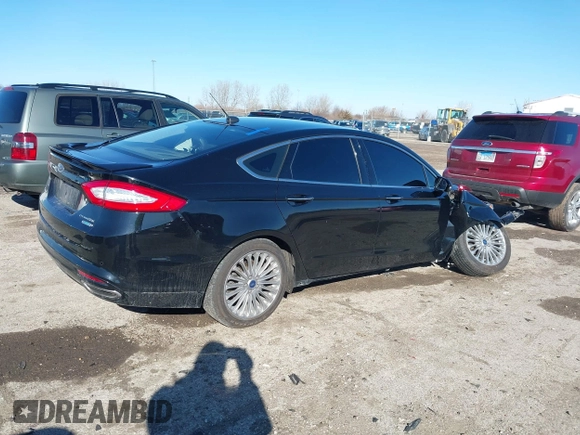 2016 Ford Fusion Titanium with VIN 3FA6P0K95GR135766, listed as a IAAI auction lot 41735040 with 99,256 mi miles. Bid and sale history available at carsss.com. Image 4.