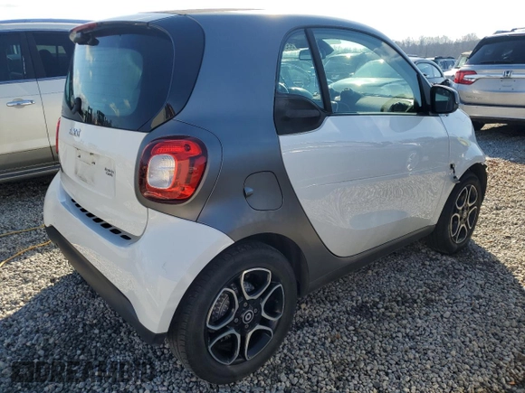 2019 Smart fortwo Pure z VIN WMEFJ9BA4KK386190, wystawiony jako Copart lot #85565094 z przebiegiem 15 531 mil mil oraz Szkody całkowita. Historia ofert i sprzedaży dostępna na DreamBid. Obrazek 3.