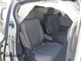 2023 Toyota Sienna XLE z VIN 5TDJRKEC7PS163115, wystawiony jako IAAI lot #42097393 z przebiegiem 63 514 mil mil oraz . Historia ofert i sprzedaży dostępna na DreamBid. Obrazek 8.
