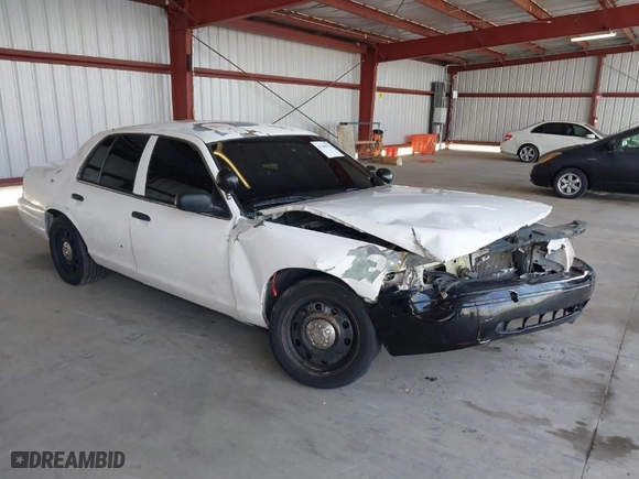 2008 Ford Police Interceptor with VIN 2FAHP71V28X170168, listed as a IAAI auction lot 41569076 with 1 mi miles. Bid and sale history available at carsss.com. Image 1.