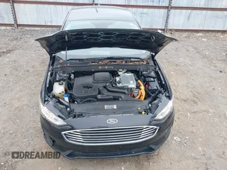 2020 Ford Fusion SE with VIN 3FA6P0LU7LR194413, listed as a IAAI auction lot 38094911 with 43,645 mi miles and . Bid and sale history available at DreamBid. Image 10.