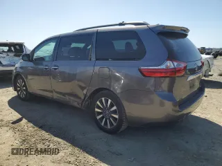 2018 Toyota Sienna XLE Auto Access Seat с VIN 5TDYZ3DC7JS954063, выставлен на аукционе Copart как лот 49421995 с пробегом 112 772 миль миль и Списание • Salvage title. История ставок и продаж доступна на DreamBid. Изображение 2.