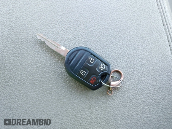 2013 Ford Expedition Limited с VIN 1FMJU2A52DEF64185, выставлен на аукционе IAAI как лот 42020671 с пробегом 166 453 миль миль и . История ставок и продаж доступна на DreamBid. Изображение 11.