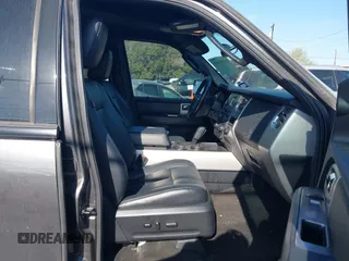 2017 Ford Expedition XLT с VIN 1FMJU1HT8HEA63242, выставлен на аукционе IAAI как лот 41765063 с пробегом 104 370 миль миль и . История ставок и продаж доступна на DreamBid. Изображение 5.