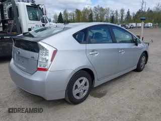 2011 Toyota Prius I z VIN JTDKN3DU1B1442386, wystawiony jako IAAI lot #42024874 z przebiegiem 194 210 mil mil oraz . Historia ofert i sprzedaży dostępna na DreamBid. Obrazek 4.