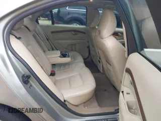 2008 Volvo S80 3.2L с VIN YV1AS982181048678, выставлен на аукционе IAAI как лот 42144272 с пробегом 208 018 миль миль и . История ставок и продаж доступна на DreamBid. Изображение 8.
