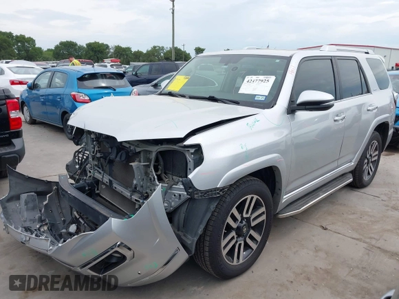 2017 Toyota 4Runner SR5 z VIN JTEBU5JR3H5427660, wystawiony jako IAAI lot #42477925 z przebiegiem 95 815 mil mil oraz . Historia ofert i sprzedaży dostępna na DreamBid. Obrazek 2.