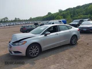 2017 Ford Fusion SE с VIN 3FA6P0H71HR160106, выставлен на аукционе IAAI как лот 42468650 с пробегом 137 936 миль миль и . История ставок и продаж доступна на DreamBid. Изображение 19.