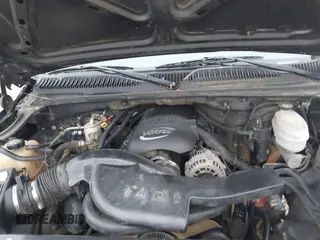 2003 GMC Yukon SLT with VIN 1GKEC13ZX3R181111, listed as a IAAI auction lot 41496338 with 307,996 mi miles. Bid and sale history available at carsss.com. Image 10.