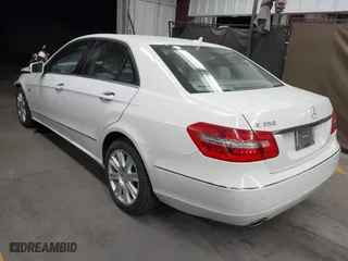 2012 Mercedes-Benz E-Class E 350 Luxury with VIN WDDHF5KB9CA548550, listed as a IAAI auction lot 41626757 with 125,402 mi miles. Bid and sale history available at carsss.com. Image 3.