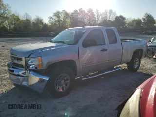 2013 Chevrolet Silverado 1500 LT with VIN 1GCRCSEA9DZ231993, listed as a Copart auction lot 52372585 with 84,162 mi miles and Salvage Title. Bid and sale history available at DreamBid. Image 1.