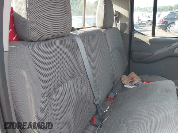 2015 Nissan Frontier SV with VIN 1N6AD0EV9FN723464, listed as a IAAI auction lot 42417665 with 231,032 mi miles and . Bid and sale history available at DreamBid. Image 8.