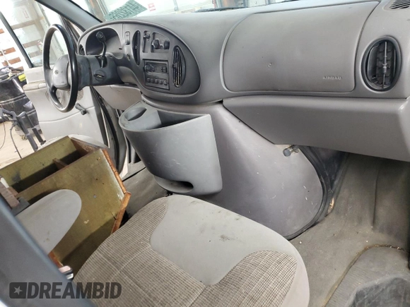 1998 Ford Econoline Cargo with VIN 1FTRE1422WHB42788, listed as a Copart auction lot 44132265 with 164,029 mi miles and Salvage Title. Bid and sale history available at carsss.com. Image 8.