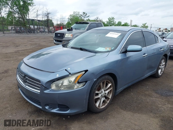 2011 Nissan Maxima SV z VIN 1N4AA5AP9BC808140, wystawiony jako IAAI lot #42257514 z przebiegiem 190 943 mil mil oraz . Historia ofert i sprzedaży dostępna na DreamBid. Obrazek 2.