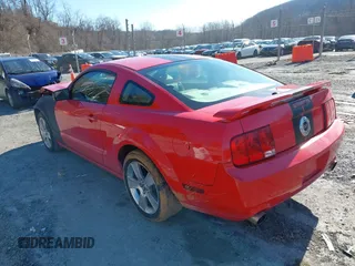 2007 Ford Mustang GT Deluxe with VIN 1ZVFT82H175367454, listed as a IAAI auction lot 41585612 with 210,182 mi miles. Bid and sale history available at carsss.com. Image 3.