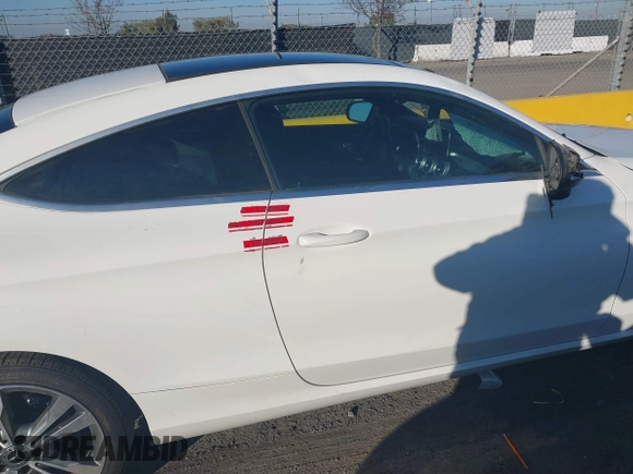 2017 Mercedes-Benz C 300 with VIN WDDWJ4JB4HF505505, listed as a IAAI auction lot 41413118 with 33,022 mi miles and . Bid and sale history available at carsss.com. Image 12.