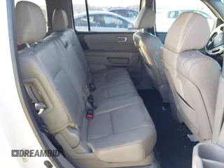 2013 Honda Pilot EX-L with VIN 5FNYF4H55DB014413, listed as a IAAI auction lot 41939491 with 246,673 mi miles. Bid and sale history available at carsss.com. Image 8.