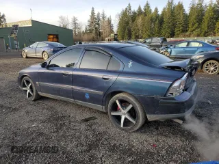 2004 Volvo S60 with VIN YV1RS61T942376164, listed as a Copart auction lot 88518215 with 132,930 mi miles and Salvage Title. Bid and sale history available at carsss.com. Image 2.
