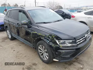 2019 Volkswagen Tiguan S z VIN 3VV1B7AX9KM186397, wystawiony jako IAAI lot #41479874 z przebiegiem 31 044 mil mil oraz . Historia ofert i sprzedaży dostępna na DreamBid. Obrazek 1.