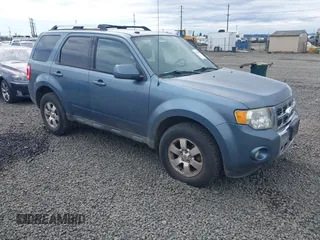 2010 Ford Escape Limited с VIN 1FMCU9EG5AKD30214, выставлен на аукционе IAAI как лот 42014684 с пробегом 153 360 миль миль и . История ставок и продаж доступна на DreamBid. Изображение 1.