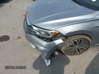 2020 Volkswagen Jetta S z VIN 3VWCB7BU1LM005223, wystawiony jako IAAI lot #42055485 z przebiegiem 48 270 mil mil oraz . Historia ofert i sprzedaży dostępna na DreamBid. Obrazek 6.