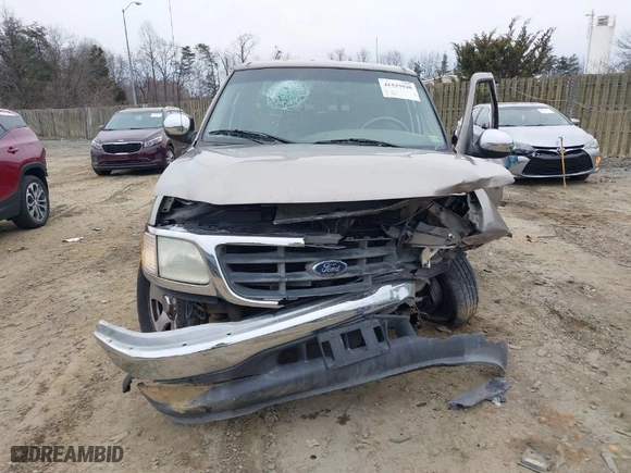 2002 Ford F-150 XLT with VIN 1FTRW07632KC67012, listed as a IAAI auction lot 41535948 with 1 mi miles. Bid and sale history available at carsss.com. Image 12.