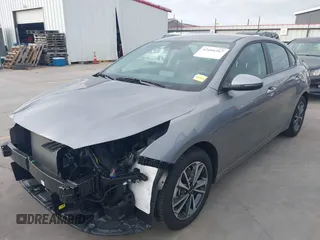 2024 Kia Forte LXS z VIN 3KPF24AD6RE836512, wystawiony jako IAAI lot #42166367 z przebiegiem 3 352 mil mil oraz . Historia ofert i sprzedaży dostępna na DreamBid. Obrazek 2.