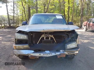2003 Chevrolet Silverado 1500 with VIN 2GCEC19T131331601, listed as a IAAI auction lot 42046993 with 277,162 mi miles and . Bid and sale history available at DreamBid. Image 13.