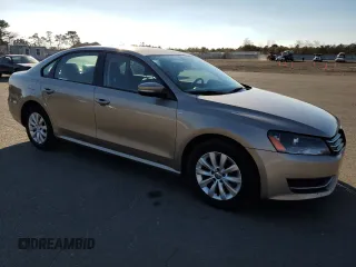 2015 Volkswagen Passat 1.8T Wolfsburg Ed with VIN 1VWAT7A34FC032404, listed as a Copart auction lot 79816394 with 64,820 mi miles and Clean Title. Bid and sale history available at carsss.com. Image 4.