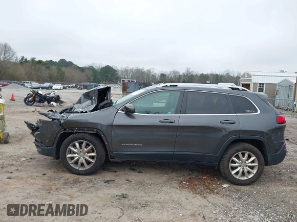 2017 Jeep Cherokee Limited with VIN 1C4PJMDB2HW562277, listed as a IAAI auction lot 41800310 with Not Provided miles and . Bid and sale history available at DreamBid. Image 14.