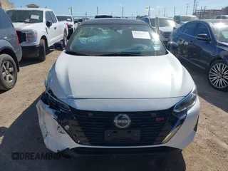 2025 Nissan Sentra SR с VIN 3N1AB8DV3SY267437, выставлен на аукционе IAAI как лот 42531663 с пробегом 11 954 миль миль и . История ставок и продаж доступна на DreamBid. Изображение 12.