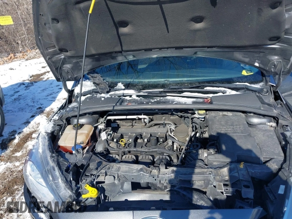 2016 Ford Focus SE with VIN 1FADP3F27GL257596, listed as a IAAI auction lot 41619509 with 75,606 mi miles. Bid and sale history available at carsss.com. Image 10.