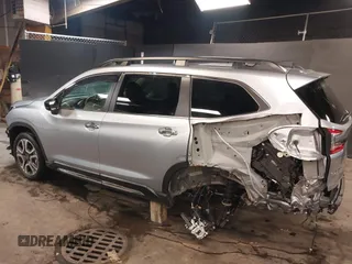2024 Subaru Ascent Touring z VIN 4S4WMAWD0R3427104, wystawiony jako IAAI lot #42256127 z przebiegiem 1 461 mil mil oraz . Historia ofert i sprzedaży dostępna na DreamBid. Obrazek 6.