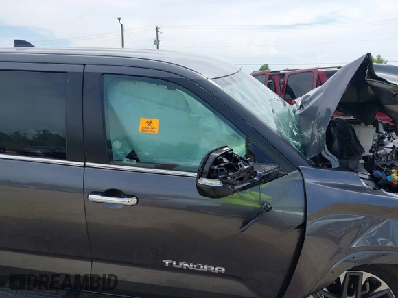 2025 Toyota Tundra Limited with VIN 5TFJA5DB2SX257293, listed as a IAAI auction lot 42742408 with 7,629 mi miles and . Bid and sale history available at DreamBid. Image 13.