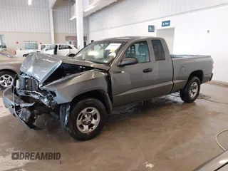 2005 Dodge Dakota ST with VIN 1D7HE22KX5S108948, listed as a IAAI auction lot 41588626 with 149,594 mi miles and . Bid and sale history available at DreamBid. Image 20.