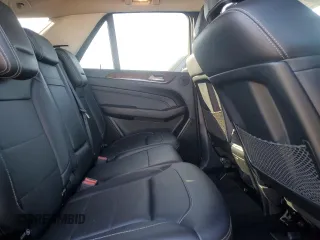 2013 Mercedes-Benz M 550 z VIN 4JGDA7DB5DA123047, wystawiony jako Copart lot #47560495 z przebiegiem 147 985 mil mil oraz Czysty tytuł • Clean title. Historia ofert i sprzedaży dostępna na DreamBid. Obrazek 11.