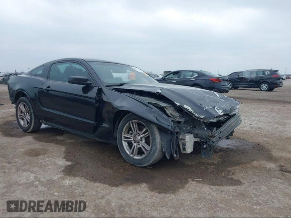 2014 Ford Mustang V6 with VIN 1ZVBP8AM8E5311624, listed as a IAAI auction lot 40100303 with 119,598 mi miles. Bid and sale history available at carsss.com. Image 1.
