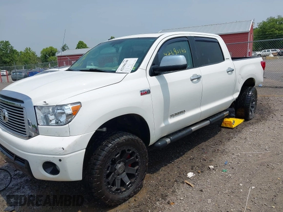 2013 Toyota Tundra Limited z VIN 5TFHY5F17DX295216, wystawiony jako IAAI lot #42390140 z przebiegiem 230 902 mil mil oraz . Historia ofert i sprzedaży dostępna na DreamBid. Obrazek 2.
