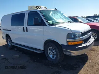 2021 Chevrolet Express Cargo with VIN 1GCWGAF71M1242604, listed as a IAAI auction lot 42525581 with Not provided miles and . Bid and sale history available at DreamBid. Image 1.