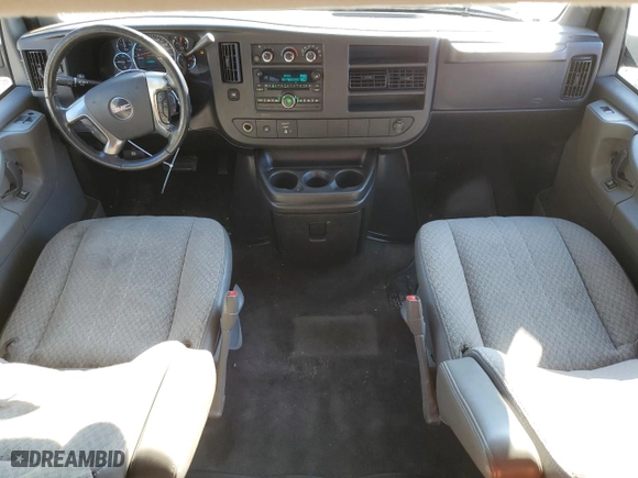 2008 GMC Savana Passenger with VIN 1GJHG39K381127764, listed as a Copart auction lot 47030445 with 117,281 mi miles and Salvage Title. Bid and sale history available at carsss.com. Image 8.