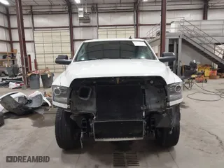 2018 Ram 2500 Laramie with VIN 3C6UR5FL1JG213467, listed as a IAAI auction lot 41513596 with 100,855 mi miles. Bid and sale history available at carsss.com. Image 13.