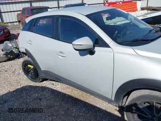 2018 Mazda CX-3 Touring z VIN JM1DKFC77J0331828, wystawiony jako IAAI lot #40482555 z przebiegiem 101 473 mil mil oraz . Historia ofert i sprzedaży dostępna na DreamBid. Obrazek 14.