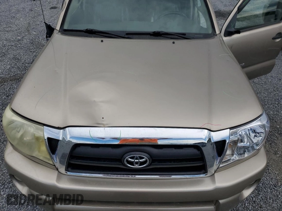 2005 Toyota Tacoma z VIN 5TEMU52N85Z030964, wystawiony jako Copart lot #56659335 z przebiegiem 249 764 mil mil oraz Szkoda całkowita • Salvage title. Historia ofert i sprzedaży dostępna na DreamBid. Obrazek 11.