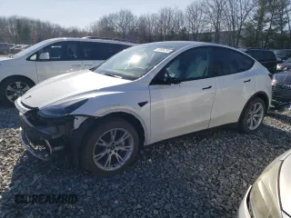 2023 Tesla Model Y Long Range z VIN 7SAYGDEE5PF671124, wystawiony jako Copart lot #50984795 z przebiegiem 35 638 mil mil oraz Szkoda całkowita • Salvage title. Historia ofert i sprzedaży dostępna na DreamBid. Obrazek 1.