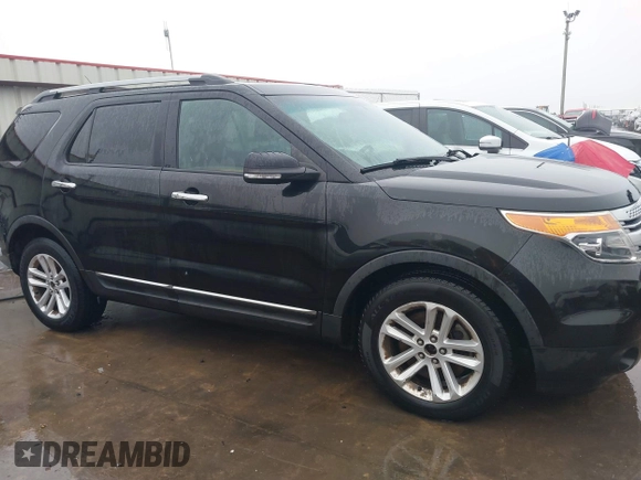 2015 Ford Explorer XLT with VIN 1FM5K7D86FGB84915, listed as a IAAI auction lot 41179754 with 165,371 mi miles and . Bid and sale history available at DreamBid. Image 14.