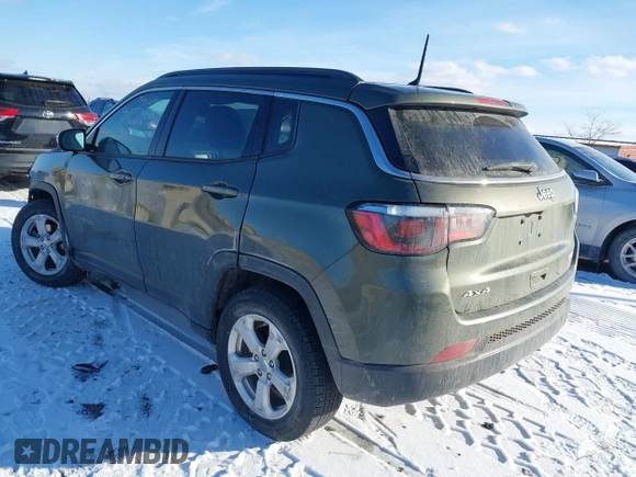 2018 Jeep Compass Latitude with VIN 3C4NJDBB6JT366543, listed as a IAAI auction lot 41553049 with 123,251 mi miles. Bid and sale history available at carsss.com. Image 3.