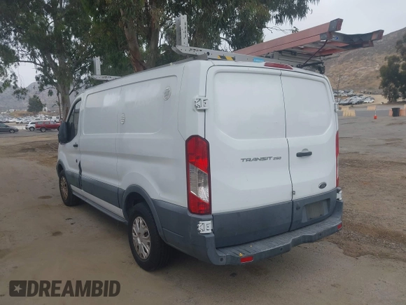 2017 Ford Transit с VIN 1FTYR1YM9HKB18814, выставлен на аукционе IAAI как лот 42540293 с пробегом 202 306 миль миль и . История ставок и продаж доступна на DreamBid. Изображение 3.