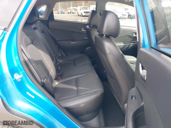 2018 Hyundai Kona Limited with VIN KM8K3CA59JU179785, listed as a IAAI auction lot 41912847 with 77,946 mi miles. Bid and sale history available at carsss.com. Image 8.