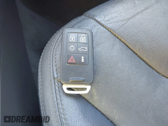 2013 Volvo XC60 3.2L с VIN YV4952DL1D2370356, выставлен на аукционе IAAI как лот 41332064 с пробегом 253 457 миль миль и . История ставок и продаж доступна на DreamBid. Изображение 11.